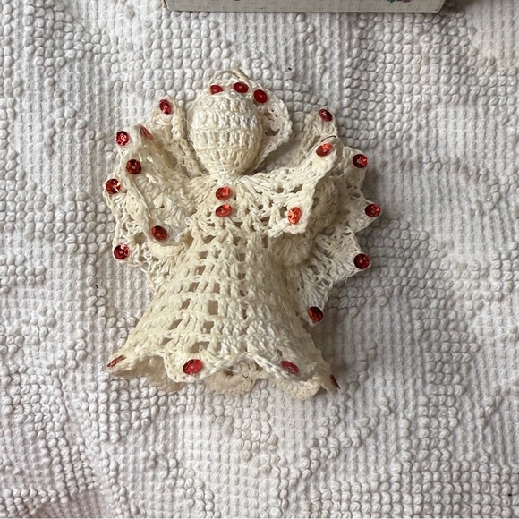 Handcrafted Cream Angel Ornament Stiff Crochet - Picture 2 of 4